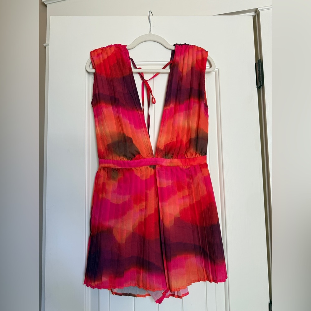 PrettyLittleThing Romper - Picture 2 of 3